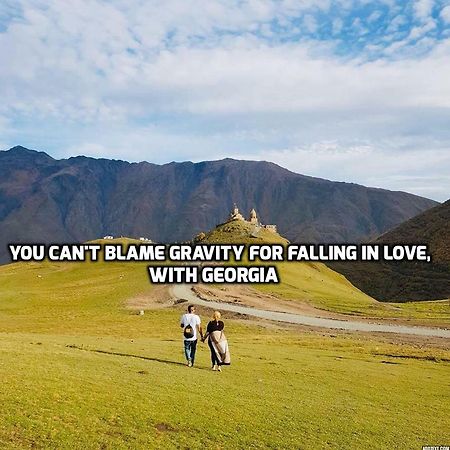 Home Of Bella & Tamo Kazbegi Luaran gambar