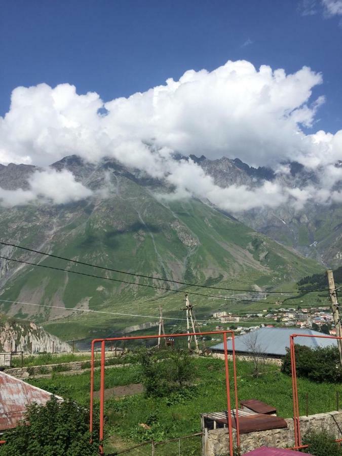 Home Of Bella & Tamo Kazbegi Luaran gambar